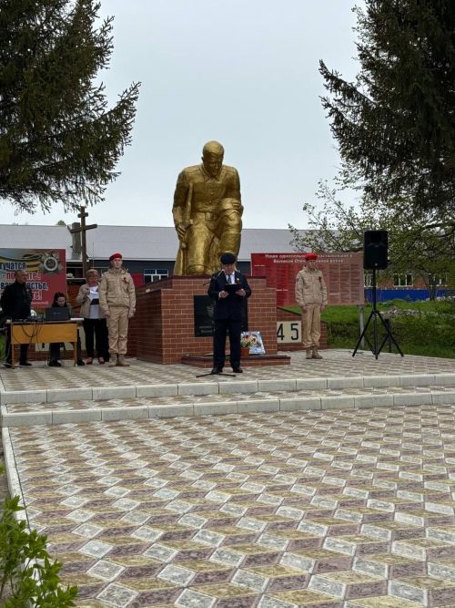 Мы в вечном долгу перед теми, кто подарил нам мир