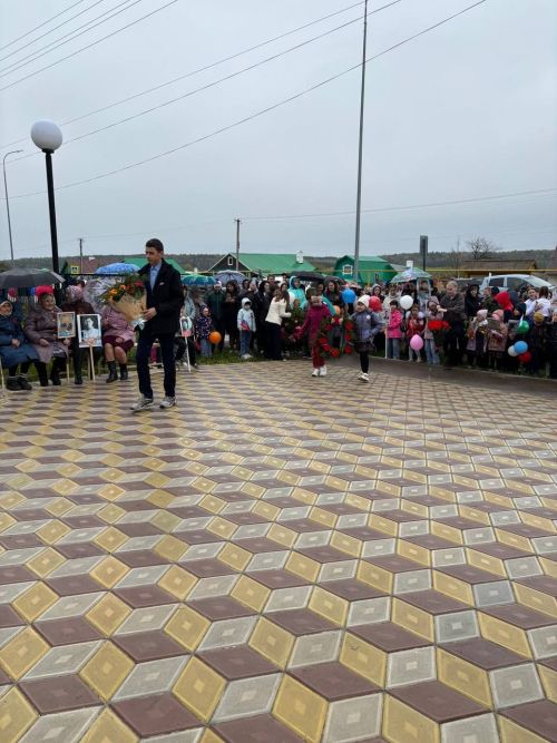 Мы в вечном долгу перед теми, кто подарил нам мир