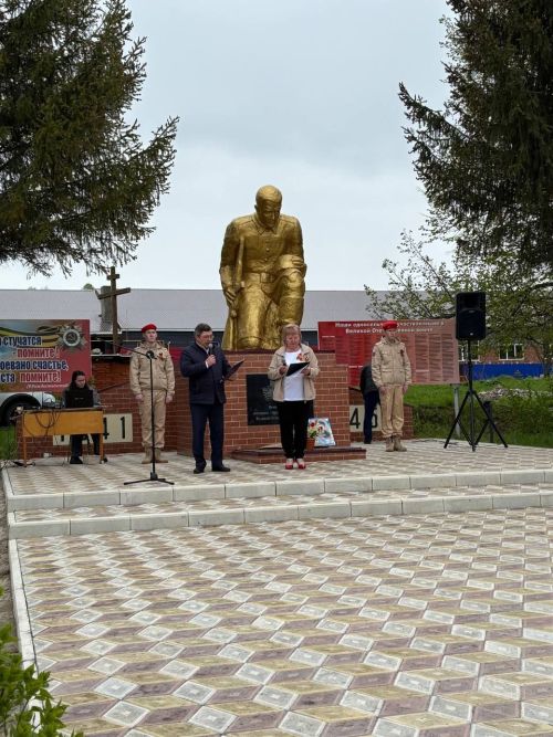 Мы в вечном долгу перед теми, кто подарил нам мир