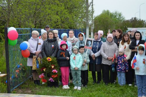 Мы в вечном долгу перед теми, кто подарил нам мир