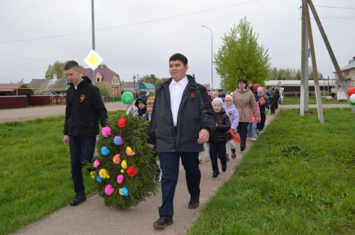 Мы в вечном долгу перед теми, кто подарил нам мир