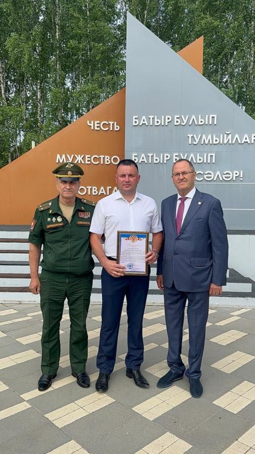 Балтачта бәйрәм уңаеннан бертөркем райондашлар хөрмәтләнде