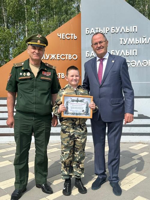 Балтачта бәйрәм уңаеннан бертөркем райондашлар хөрмәтләнде