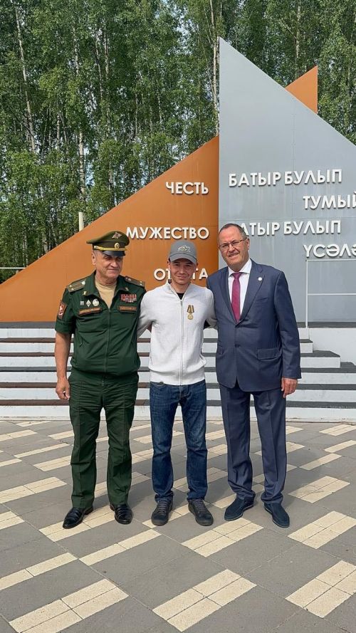 Балтачта бәйрәм уңаеннан бертөркем райондашлар хөрмәтләнде