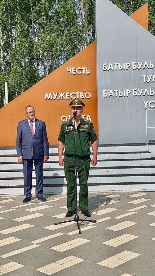 Балтачта бәйрәм уңаеннан бертөркем райондашлар хөрмәтләнде
