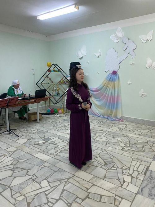 Әтнә һәм Сәрдек үзешчәннәре «Наз»да кунакта