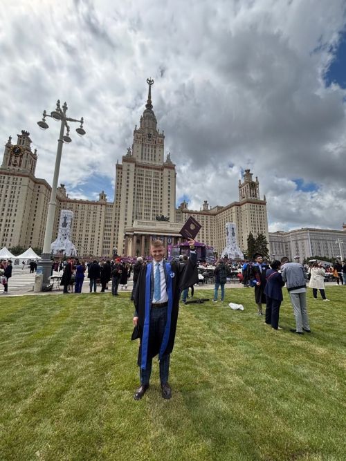 Илдар Җәләлов Мәскәү университетын кызыл дипломга тәмамлаган