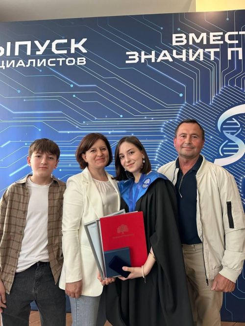 Балтач кызы  Мәскәү дәүләт медицина университетын кызыл дипломга тәмамлады. Котлыйбыз!