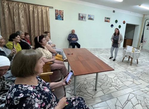 «Җыр-биюле кичке уеннарга, болыннарга кайтам җыр аша...»