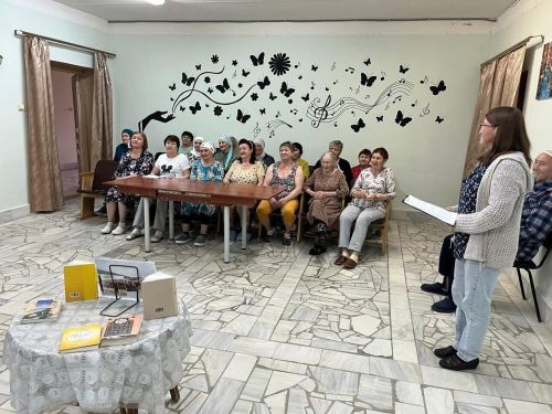 «Җыр-биюле кичке уеннарга, болыннарга кайтам җыр аша...»