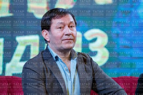 Җырчы Айдар Галимов: “Бер тапкыр әнине алдадым”