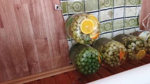 «Рәхмәт, «Хезмәт»кә! Бер капчык шикәр комы оттым бит!