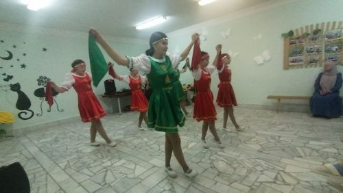 «Наз» да Кили артистлары кунакта булды