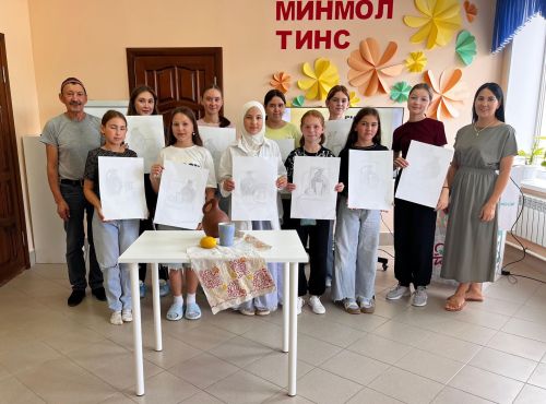 Балтачның танылган рәссамы Таһир Ильясов  үз тәҗрибәсе белән бүлеште