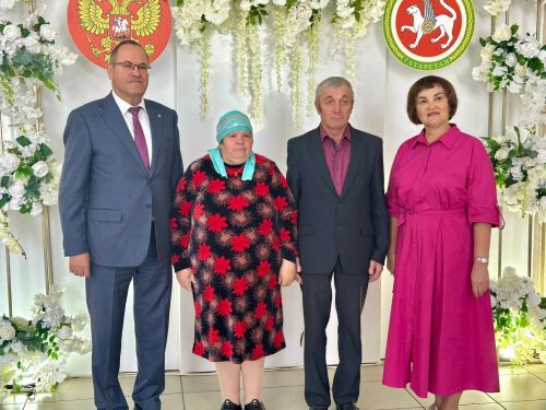 Балтачның иң үрнәк гаиләләре бүген район башлыгы белән очраша