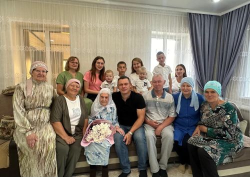 Дания Нуретдинова: “Яшьлегебез авыр булса да, картлыгыбыз муллыкта үтә”