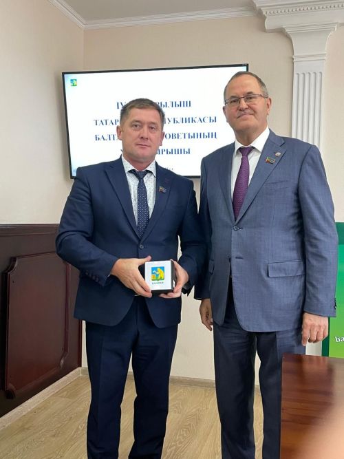 Балтачта бертөркем депутатларга Рәхмәт хатлары тапшырылды