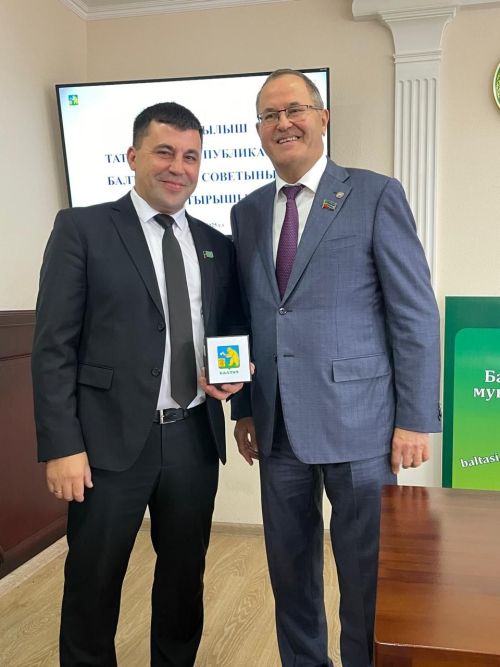 Балтачта бертөркем депутатларга Рәхмәт хатлары тапшырылды