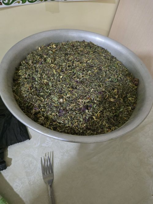 Кичә «Балтач нуры» мәхәлләсендә солдатларга чәй тутырдылар
