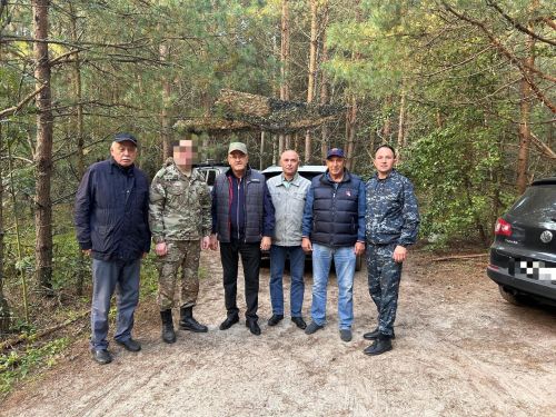 Район җитәкчелеге егетләребез янына барып җитте