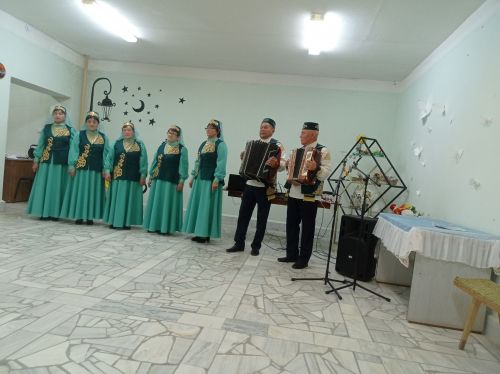 Чутай үзешчәннәре «Наз»да концерт куйды