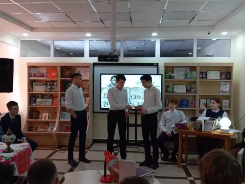 Балтач үзәк зурлар китапханәсендә  «Батыр үлә, үлмәс ат алып» дип исемләнгән әдәби кичә үтте
