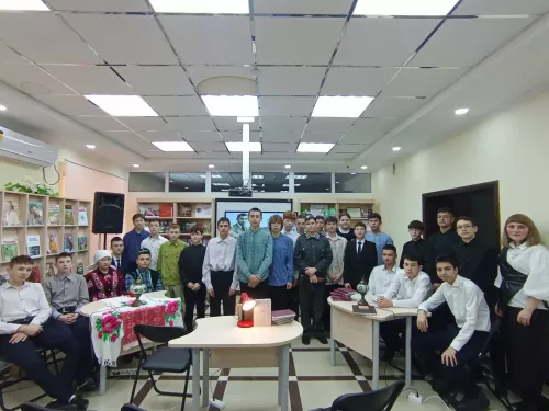 Балтач үзәк зурлар китапханәсендә  «Батыр үлә, үлмәс ат алып» дип исемләнгән әдәби кичә үтте