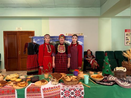 Удмурт, бигер, ӟуч но пор — пӧртэм калыкъёслэн бадӟым семьязы