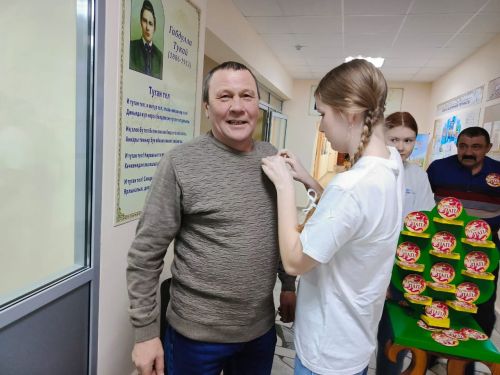 Нөнәгәрдә Әтиләр бәйрәме булды