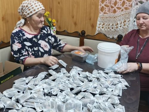 Арбор халкы махсус хәрби операциядә катнашучы якташларына төрле яклап ярдәм күрсәтә