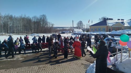 Халык бик теләп язны каршылады