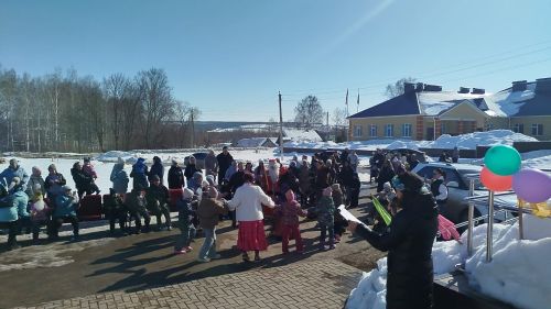 Халык бик теләп язны каршылады