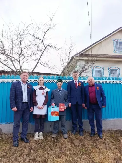 Балтачта Бөек Җиңү көнен каршылап, ветераннарга бүләкләр өләштеләр