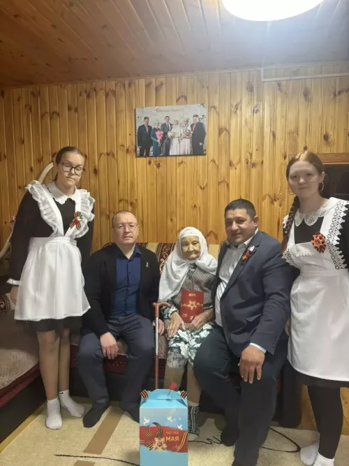 Балтачта Бөек Җиңү көнен каршылап, ветераннарга бүләкләр өләштеләр