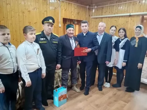Балтачта Бөек Җиңү көнен каршылап, ветераннарга бүләкләр өләштеләр