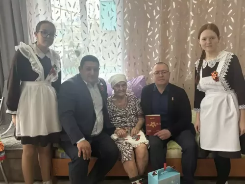 Балтачта Бөек Җиңү көнен каршылап, ветераннарга бүләкләр өләштеләр
