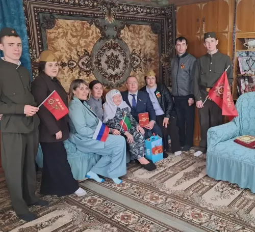 Балтачта Бөек Җиңү көнен каршылап, ветераннарга бүләкләр өләштеләр