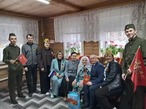 Балтачта Бөек Җиңү көнен каршылап, ветераннарга бүләкләр өләштеләр