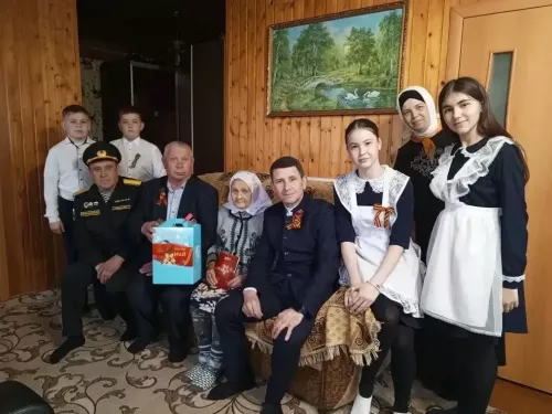 Балтачта Бөек Җиңү көнен каршылап, ветераннарга бүләкләр өләштеләр