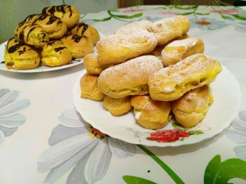 Эклер пироженные