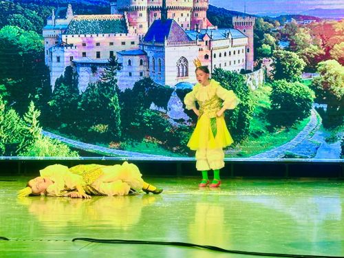 Норма мәктәбенең «Сәйяр» театр фестивале җиңүчеләре «Бозны эреткән йөрәк» спектаклен тәкъдим итте