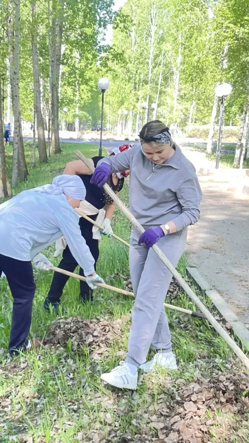 Бүген «Сабантуй» ял паркында өмә уза