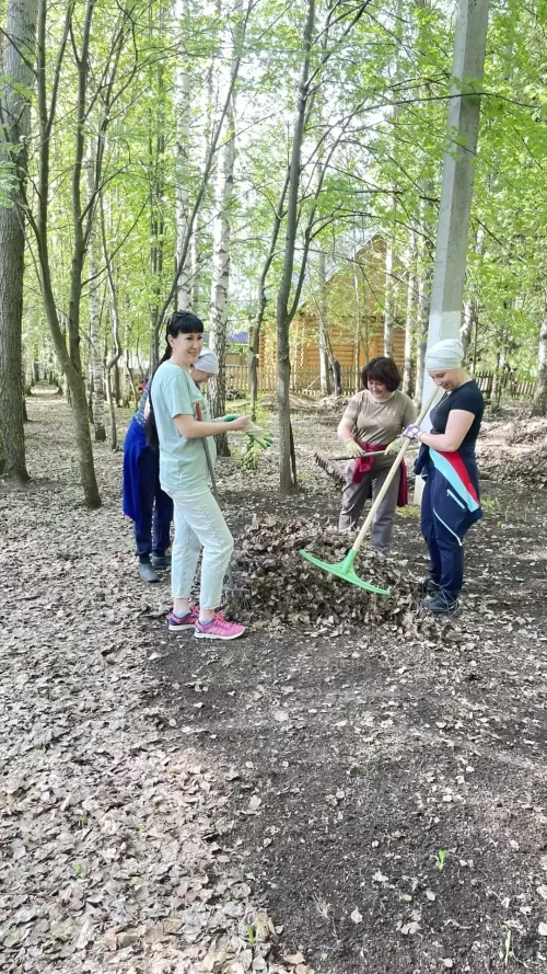 Бүген «Сабантуй» ял паркында өмә уза