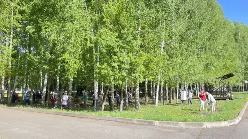 Бүген «Сабантуй» ял паркында өмә уза