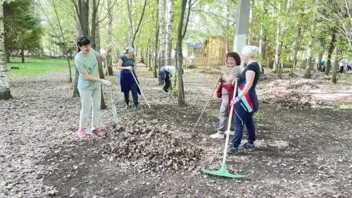 Бүген «Сабантуй» ял паркында өмә уза