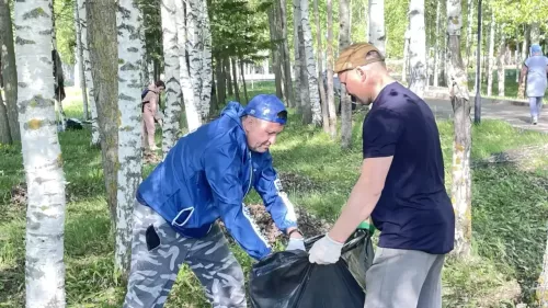 Бүген «Сабантуй» ял паркында өмә уза
