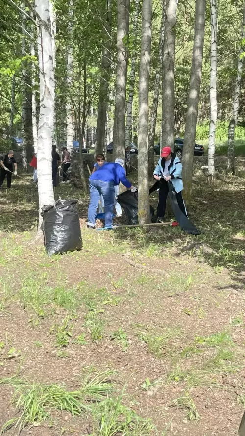 Бүген «Сабантуй» ял паркында өмә уза