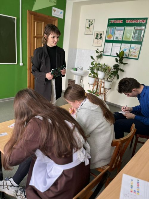 «Факел»  клубы хезмәткәрләре Куныр мәктәбендә кунакта