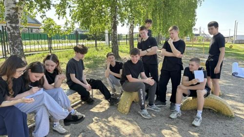 Балтач урта мәктәбе укучылары хәрби-патриотик квестта катнашты
