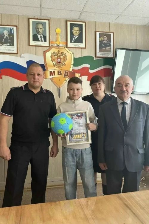 Фирүз бөтенроссия балалар иҗаты конкурсының төбәк этабында җиңү яулады